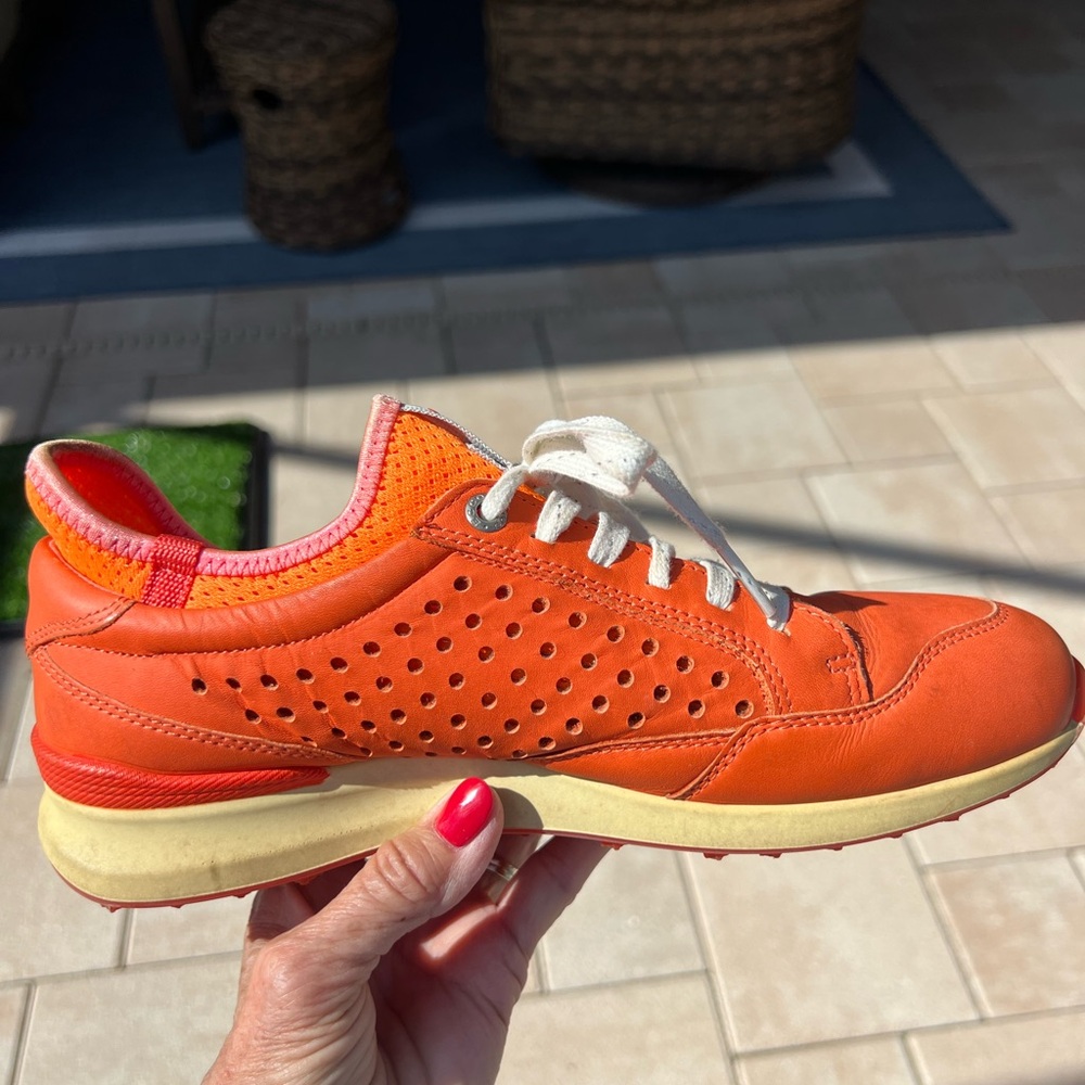 ECCO Bright Orange Casual Golf Sneakers-Womens Size 38 - Picture 3 of 8